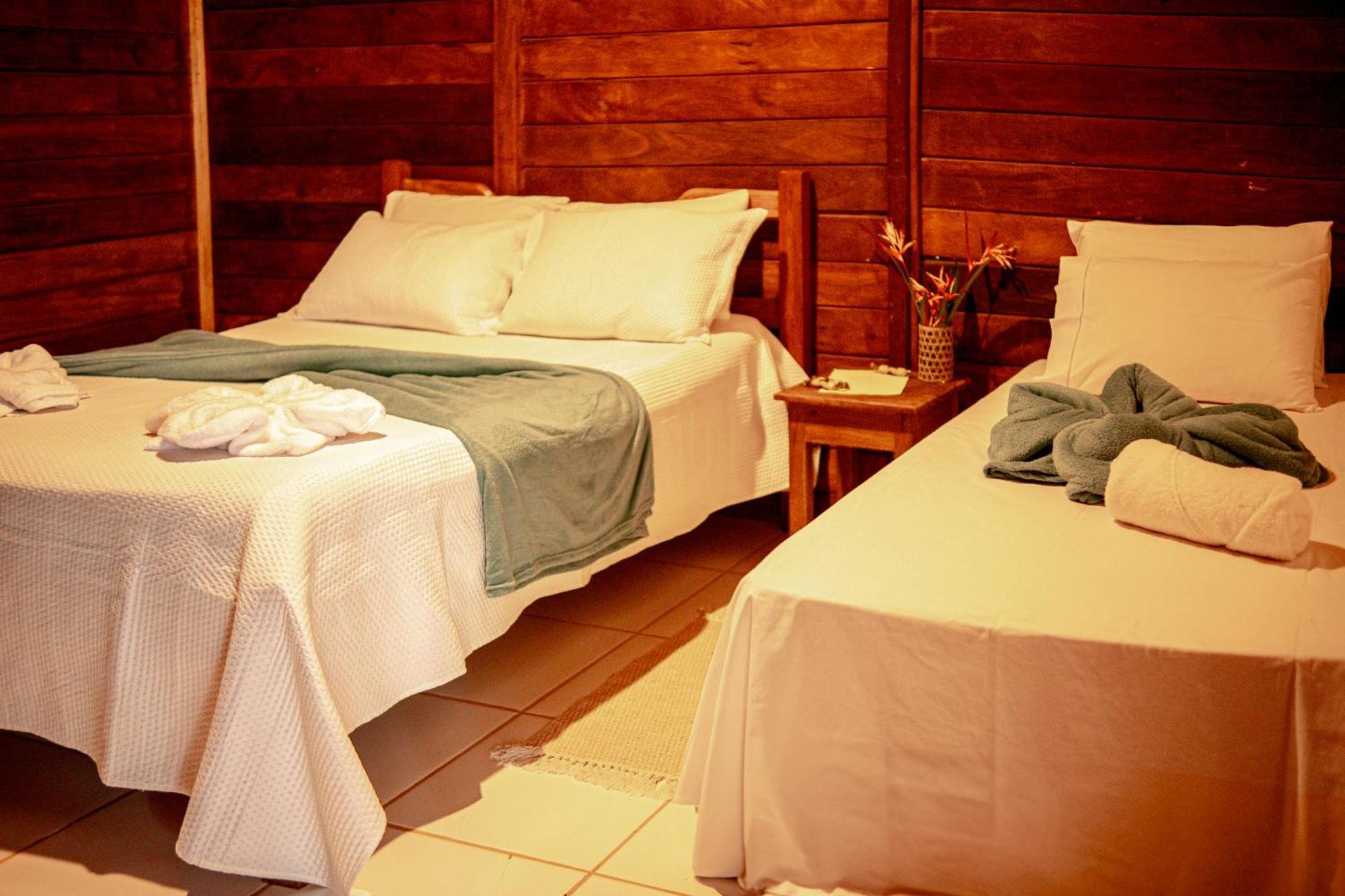 פרסידנטה פיגיירדו Refugio Mari Mari Lodge מראה חיצוני תמונה