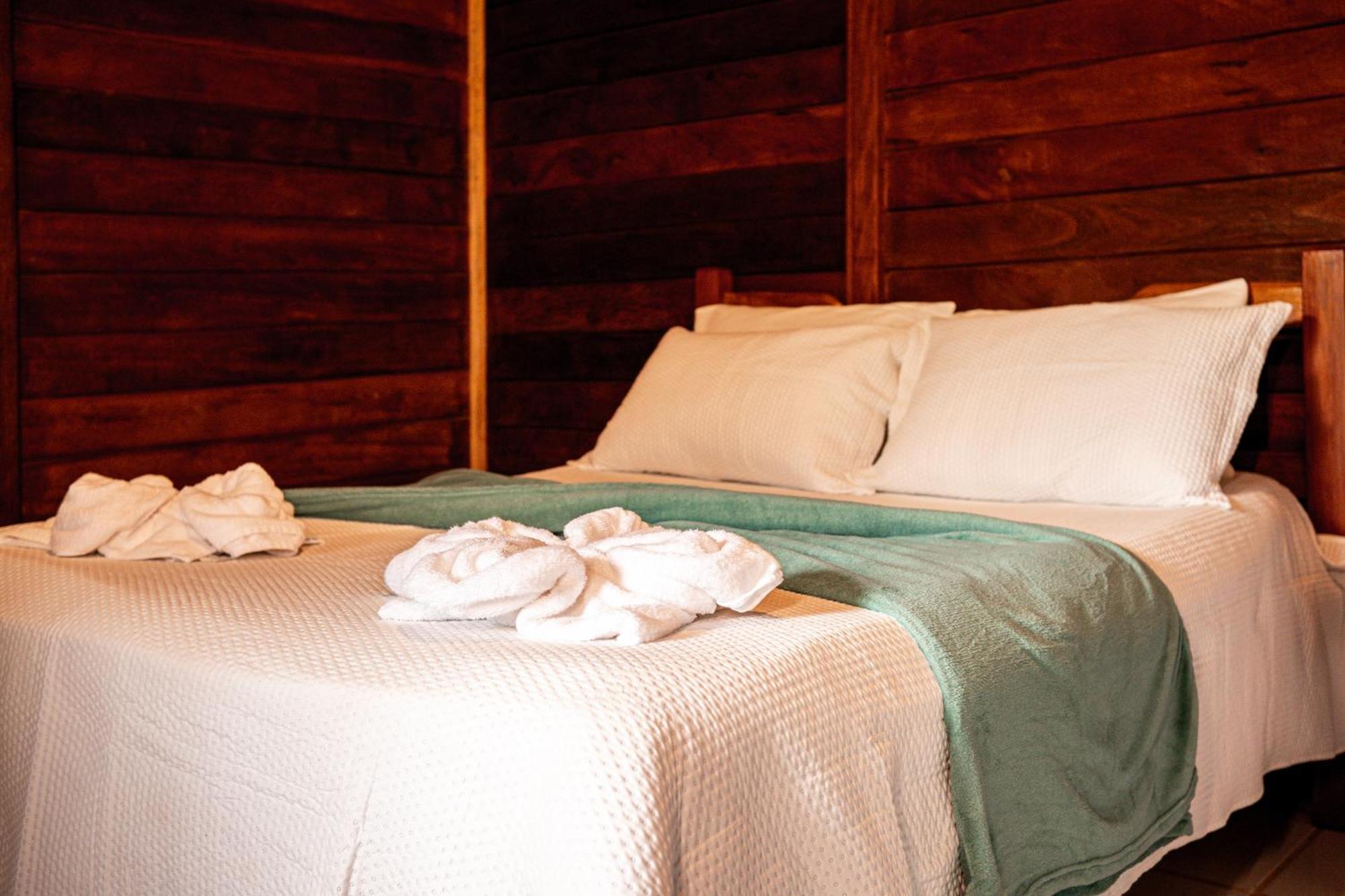 פרסידנטה פיגיירדו Refugio Mari Mari Lodge מראה חיצוני תמונה
