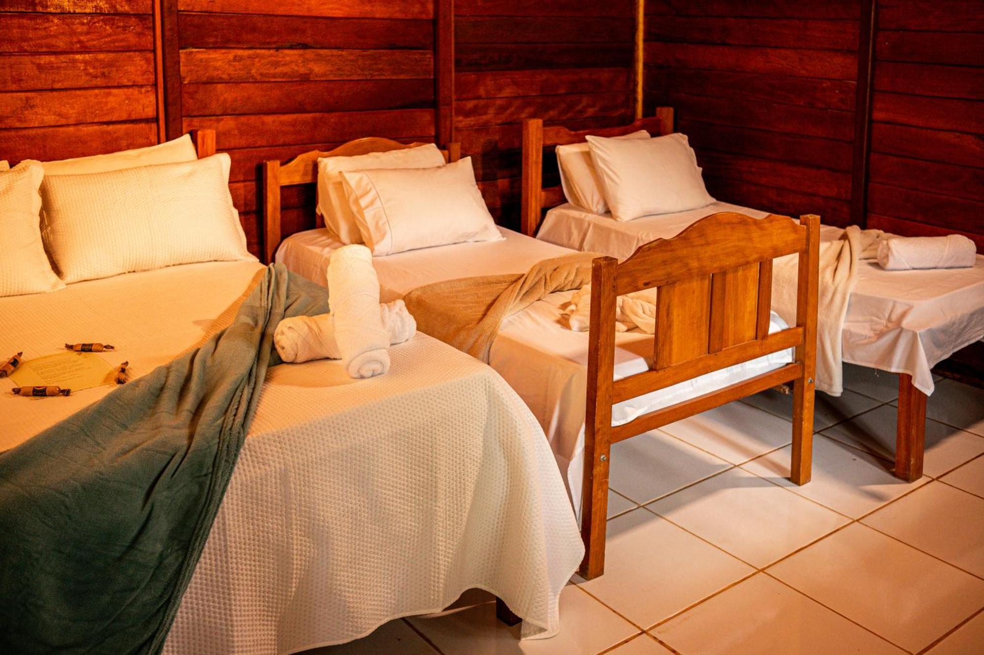 פרסידנטה פיגיירדו Refugio Mari Mari Lodge מראה חיצוני תמונה