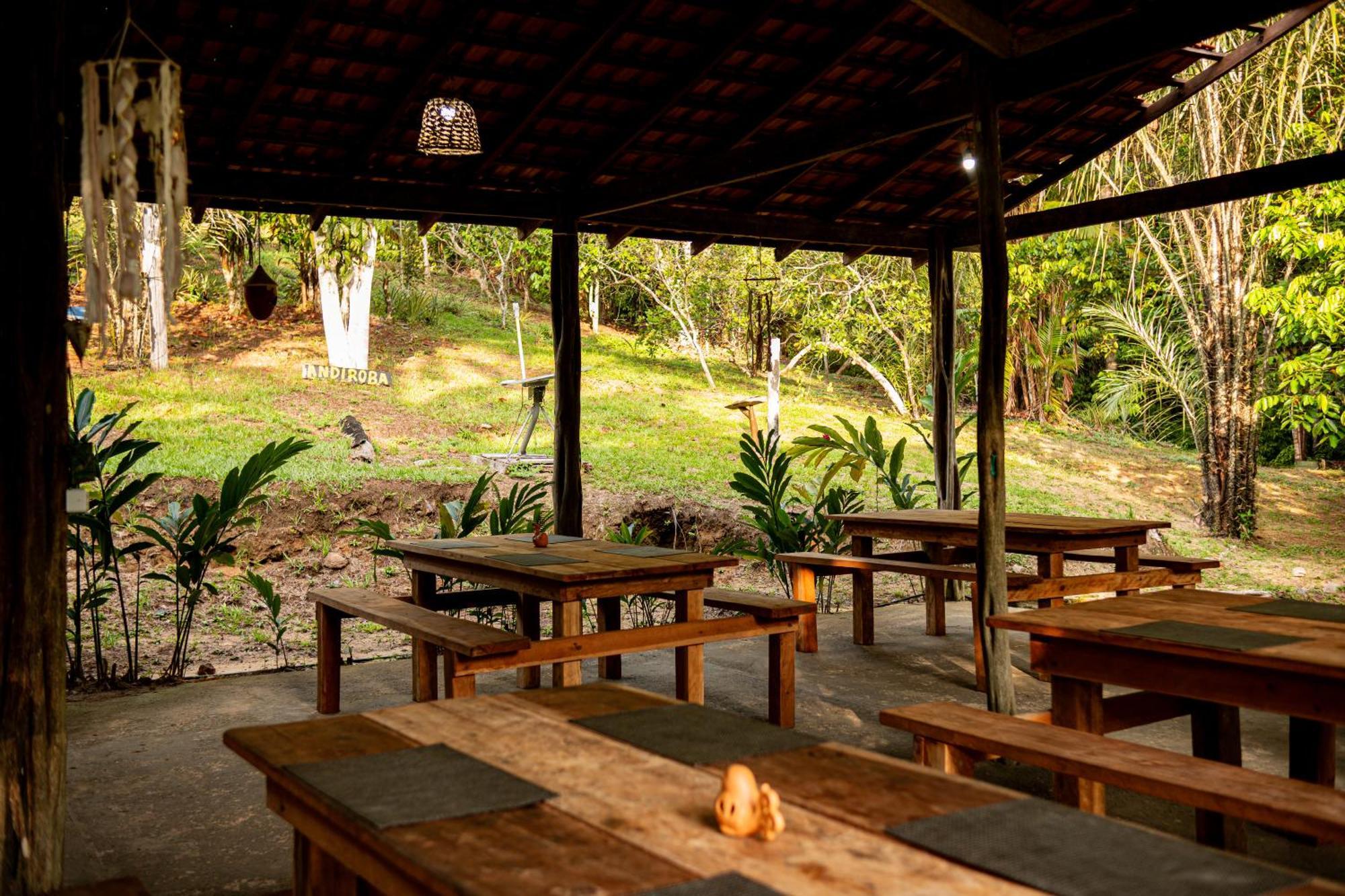 פרסידנטה פיגיירדו Refugio Mari Mari Lodge מראה חיצוני תמונה